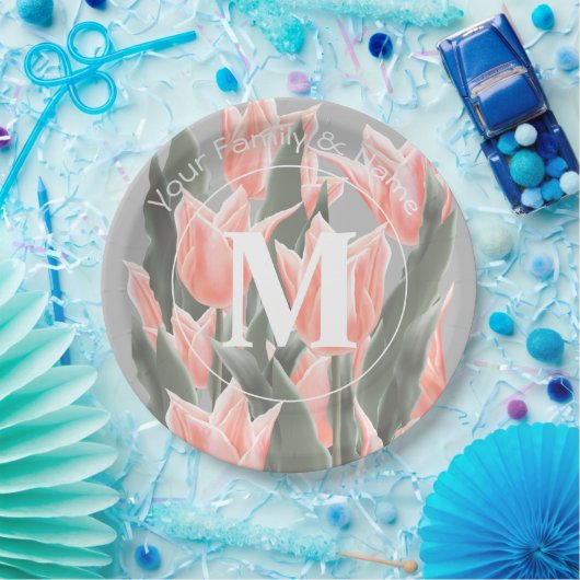 Elegant Family Name Monogram Peach Tulips Painting Papieren Bordje (Feest)