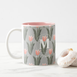 Elegant Family Name Monogram Peach Tulips Painting Tweekleurige Koffiemok