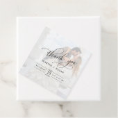 Elegant Faux Vellum Effect Overlay Foto bruiloft Bedankjes Labels (In situ)