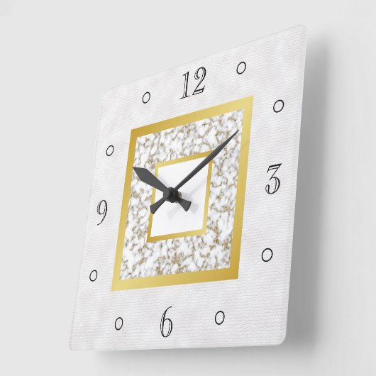 Elegant Faux White Leather Marble Gold Monogram Vierkante Klok (Hoek)