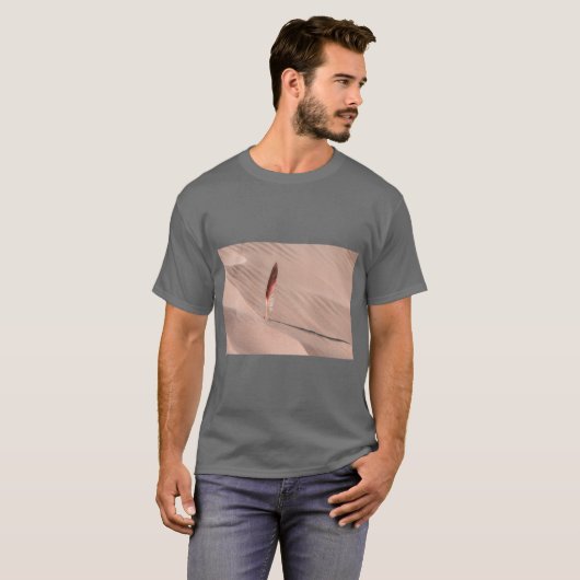 Elegant Feather T-Shirt – Light, Soft & Graceful (Voorkant volledig)