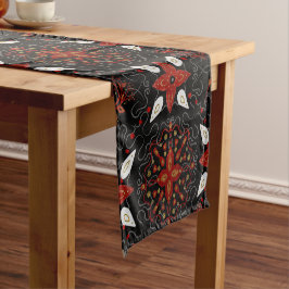 Elegant, festive feel symmetrical floral pattern korte tafelloper