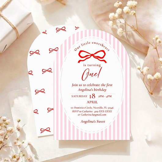 Elegant First Birthday Invitation. Kaart