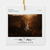 Elegant First Kerstscript Mr en Mrs Photo Keramisch Ornament (Voorkant)