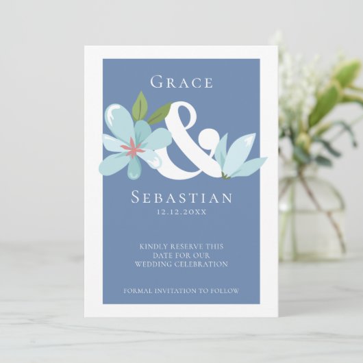 Elegant Floral Ampersand Wedding Save the Date (Staand voorkant)