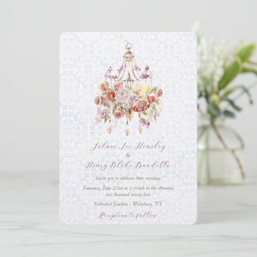Elegant Floral Chandelier Wedding Invitation Kaart (Staand voorkant)