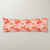 Elegant Floral Cushion with Vintage Charm Lichaamskussen (Voorkant)