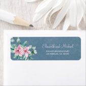 Elegant floral dusty blue trouwadres etiket (Insitu)