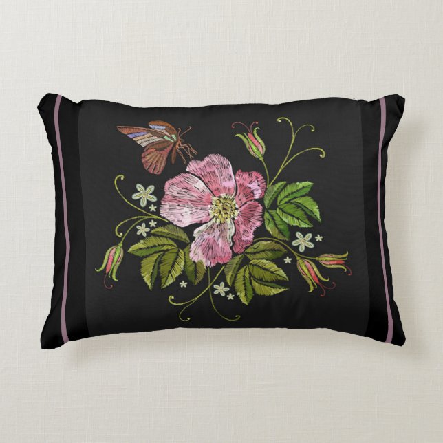 Elegant Floral Embroidery Pattern Black Background Accent Kussen (Voorkant)