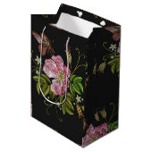 Elegant Floral Embroidery Pattern Black Background Medium Cadeauzakje (Voorkant Gekanteld)