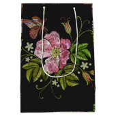 Elegant Floral Embroidery Pattern Black Background Medium Cadeauzakje (Achterkant)
