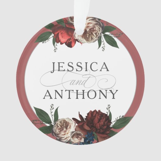 Elegant Floral First Kerstbruilding Keepslag Ornament (voorkant)