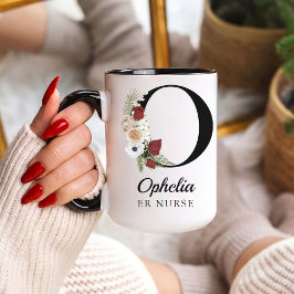 Elegant Floral Initial Custom Mug Gift for Nurses Mok