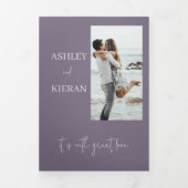 Elegant Floral Lavender Wedding Invitation Drieluik Wenskaart (Cover)