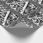 Elegant  Floral Letter A Monogram Cadeaupapier (Hoek)