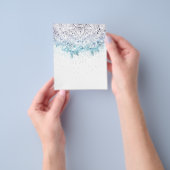 Elegant floral mandala en confetti afbeelding flyer (Hand)