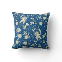 Elegant Floral over Klassiek Blauw