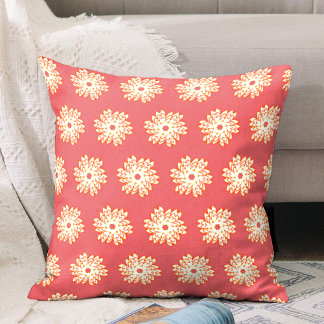 Elegant Floral Pattern Sierkussen