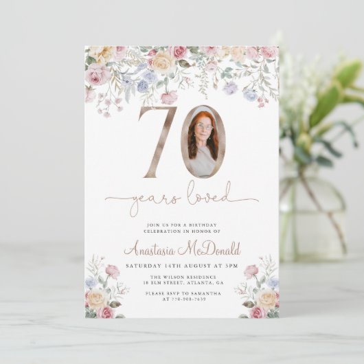 Elegant Floral Photo 70th Birthday Kaart (Staand voorkant)