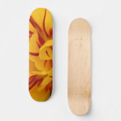 Elegant Floral Red Gold Monsella Tulips Persoonlijk Skateboard (Voorkant)