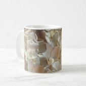 Elegant Floral Roos Petal Pattern Koffiemok (Voorkant links)