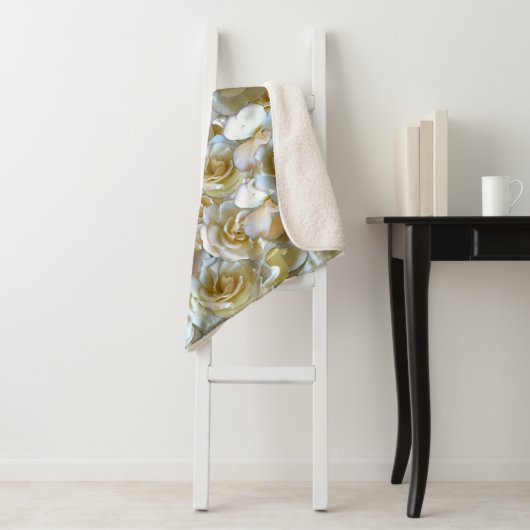 Elegant Floral Roos Petal Pattern Sherpa Deken (In situ)