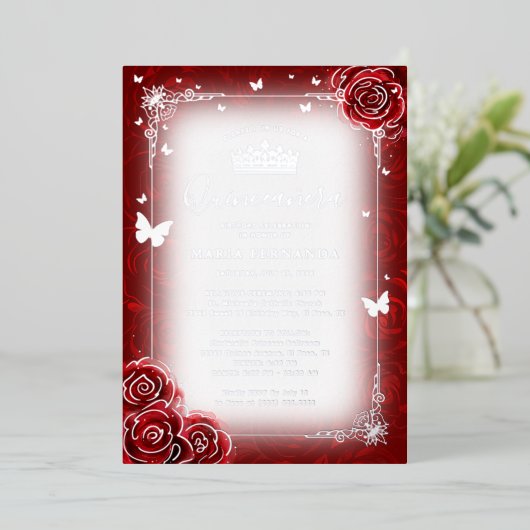 Elegant Floral Waterverf Red Rose Quinceanera Folie Uitnodiging (Staand Voorkant)