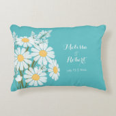 Elegant Floral White Daisies Wedding Accent Kussen (Voorkant)