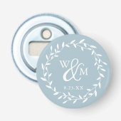 Elegant Floral Wreath Monogram Stoffig Blauw Button Flesopener (Voorkant)