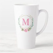 Elegant Floral Wreator met roze monogram en Roos Latte Mok (Rechts)