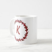 Elegant Floral Wreator Monogram Initiaal Kerstmis Koffiemok (Voorkant links)