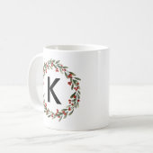 Elegant Floral Wreator Monogram Initiaal Kerstmis Koffiemok (Voorkant links)