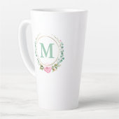 Elegant Floral Wreator Monogram Pink Rose Latte Mok (Linkerhoek)
