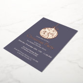 Elegant Folie Ornament Chrismas Party Uitnodiging (Gedraaid)