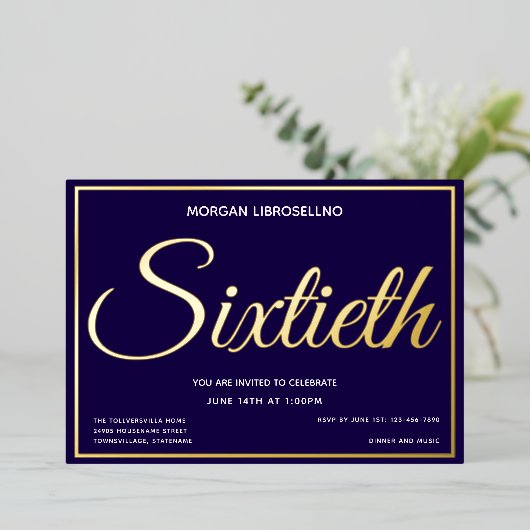 Elegant Formeel Goud 60 Zestigste Verjaardag Folie Uitnodiging (Staand Voorkant)