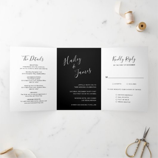 Elegant foto Modern Black Simple Wedding Drieluik Uitnodiging (Binnen)