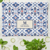 Elegant Frans Land met Blauwe Bloemen Monogram Theedoek (Gevouwen)