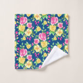 Elegant Fuchsia Pink Yellow Rose Floral Pattern Bad Handdoek (Wasdoekje)