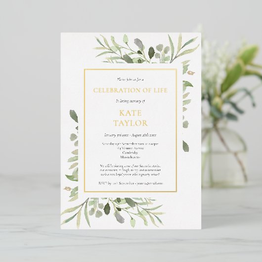 Elegant Funeral Celebration of Life Greenery Gold Folie Uitnodiging (Staand Voorkant)