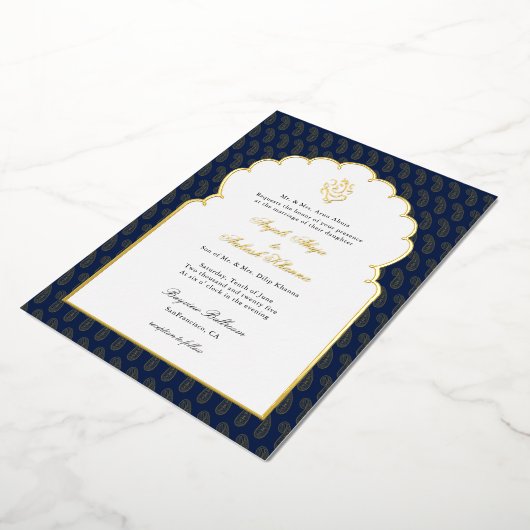 Elegant Ganesh Indische bruiloft Donkerblauw en go Folie Uitnodiging (Gedraaid)