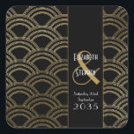 Elegant Gatsby Art Deco 1920's Gold Wedding Squa Vierkante Sticker<br><div class="desc">Het zwarte en gouden huwelijksontwerp van Elegant Gatsby Art Deco 1920. Met een geometrisch patroon dat geïnspireerd is op klassieke design voor deco-kunst. De sjablonen zijn zo ingesteld dat u uw eigen gegevens kunt toevoegen. Als u de stijl of de kleur van de doopvont zou willen veranderen te klikken gelieve...</div>