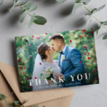Elegant gedurfd bedankt voor je trouwkaart briefkaart<br><div class="desc">een elegant maar eenvoudig wit tekstontwerp met een vette tekst en een mooi afbeelding van de nieuwigheden ,  het afbeelding en de tekst kunnen worden gepersonaliseerd .</div>
