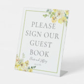 Elegant Geel Bloemen Sage Bruiloft Gastenboek Reclamebord Met Voetstuk (Voorkant)