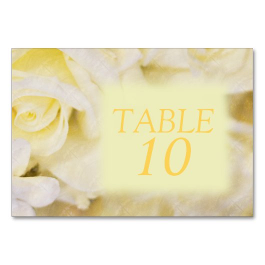 Elegant Geel Bloemen Tafel Nummer Kaart (Voorkant)