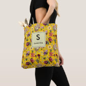 Elegant geel bloemmotief monogram tote bag (Dichtbij)