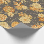 Elegant geel goud Sinaasappel bloemen op bruin Cadeaupapier (Hoek)