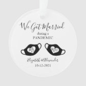 Elegant gehuwd tijdens Pandemische kerstmis Ornament (voorkant)