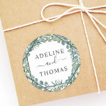Elegant Geometric Greenery Wedding Monogram Ronde Sticker<br><div class="desc">Elegant bruiloft begunstigt stickers met een moderne organische stijl, die een geometrisch diamantlijst combineert met botanische groene bladeren en mooie typografie. Het groene ontwerp van de waterverf omvat een grote hoeveelheid eucalyptus, bladeren en zilveren dollareucalyptustakken in zacht groene tinten, groen, olijf en gedempt blauw groen. Ideaal voor een lente- of...</div>