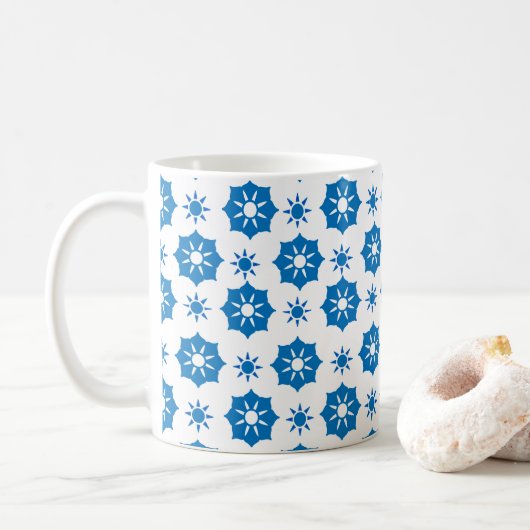 Elegant geometrisch Floral blauw en wit patroon Koffiemok (Met donut)