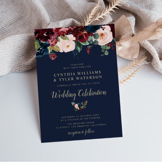 Elegant geschilderd bordeaux & marine bloemenbruil kaart